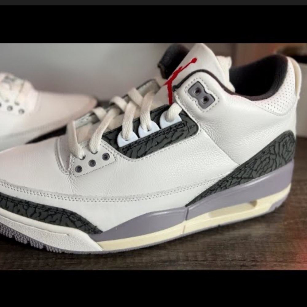 Jordan Kids Sneakers in White and Black
